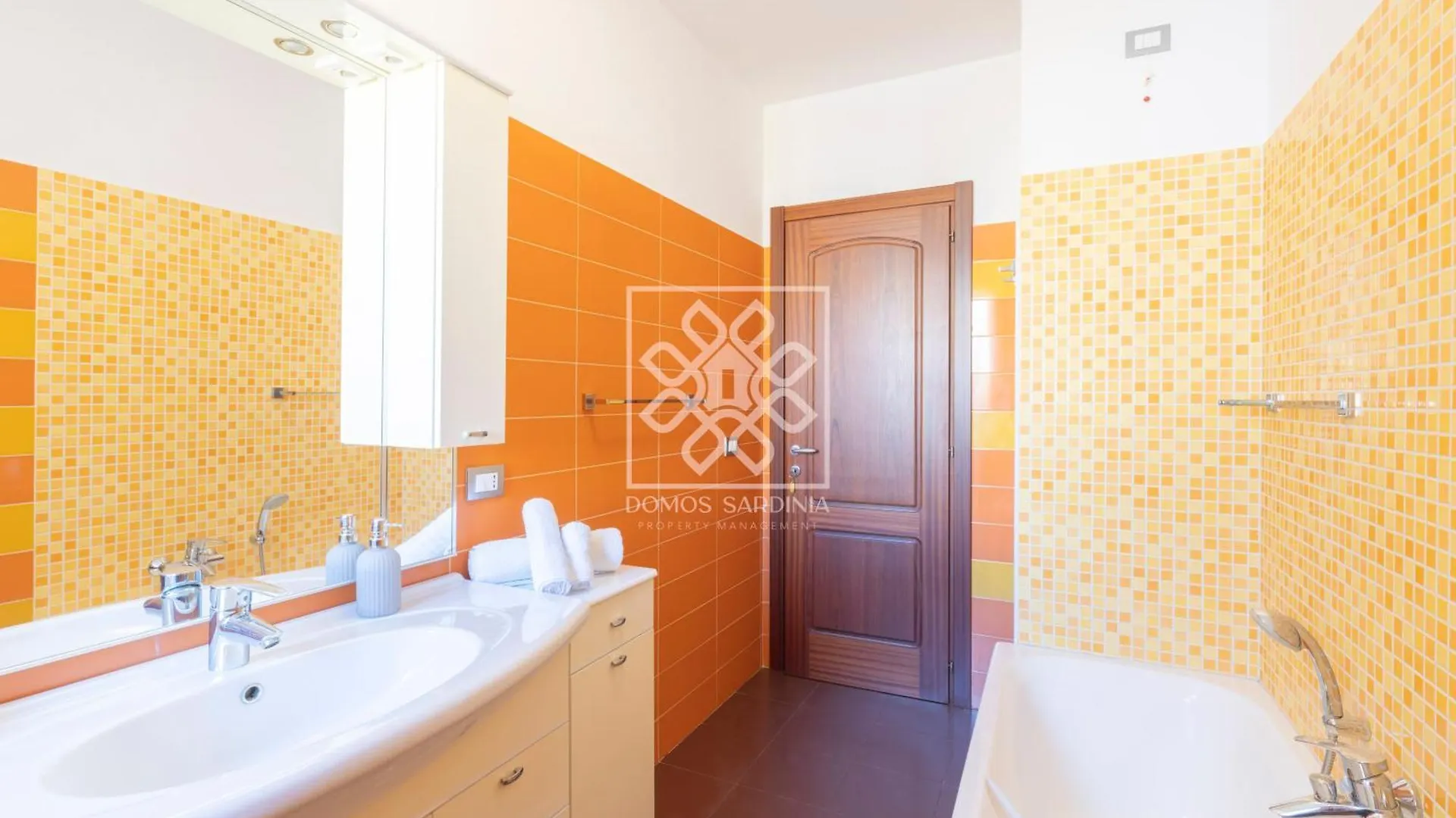 Mango Apartment 알게로