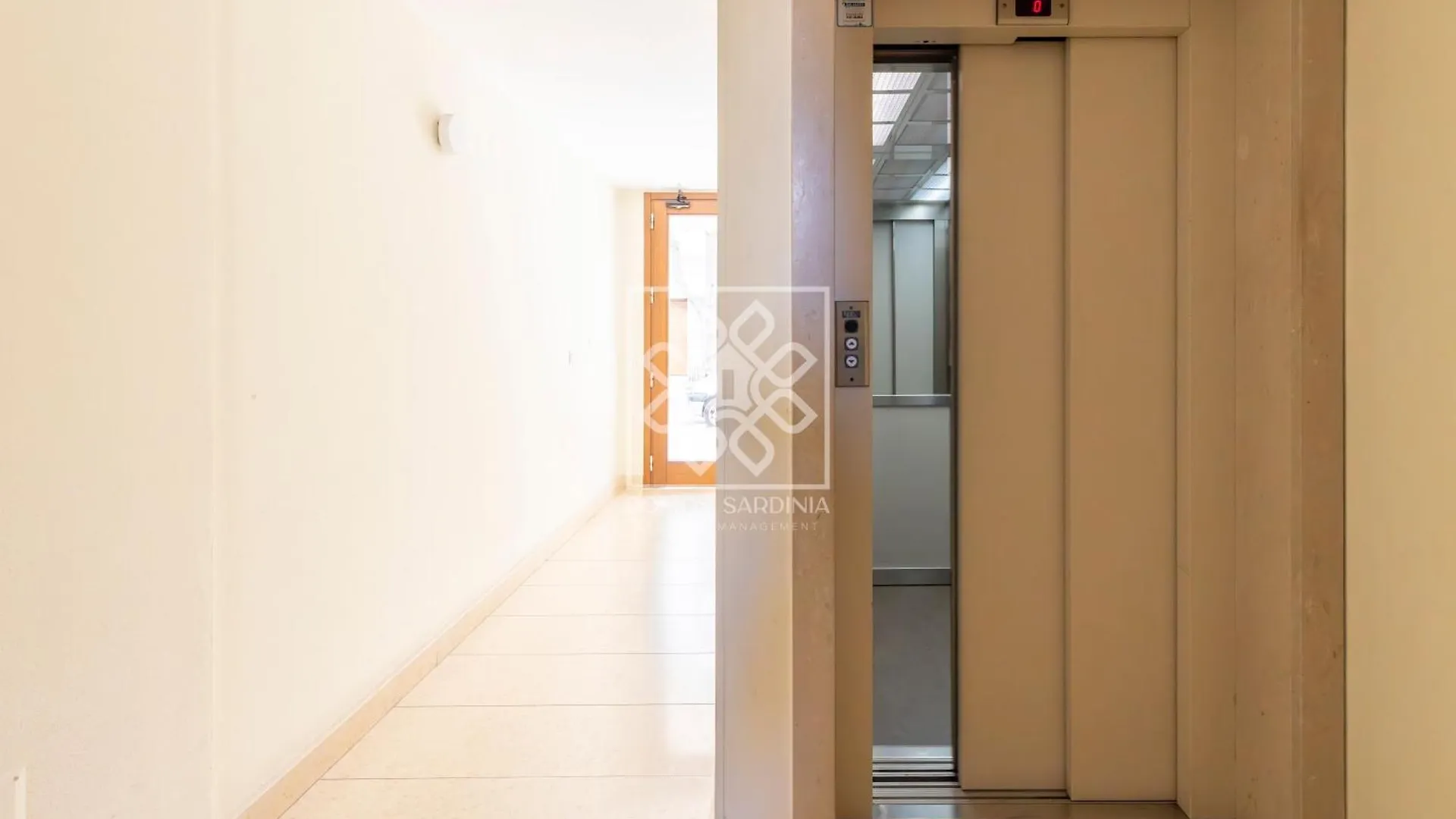 Mango Apartment 알게로 0*,